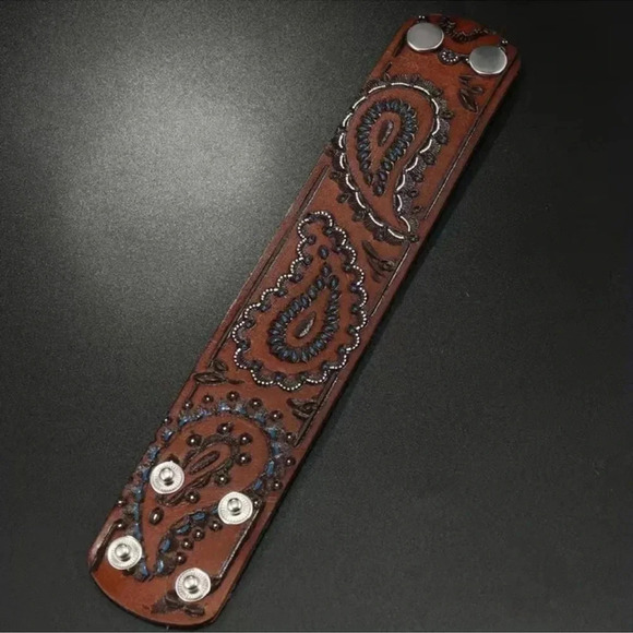 2 LEFT! Faux Leather Western Engraved Bracelet - Picture 4 of 5